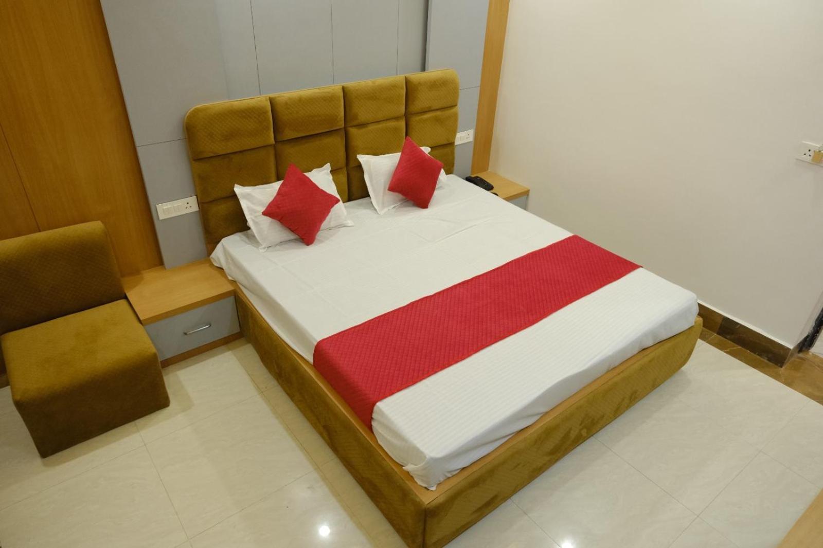 Hotel Golden Continental Deoghar Ngoại thất bức ảnh