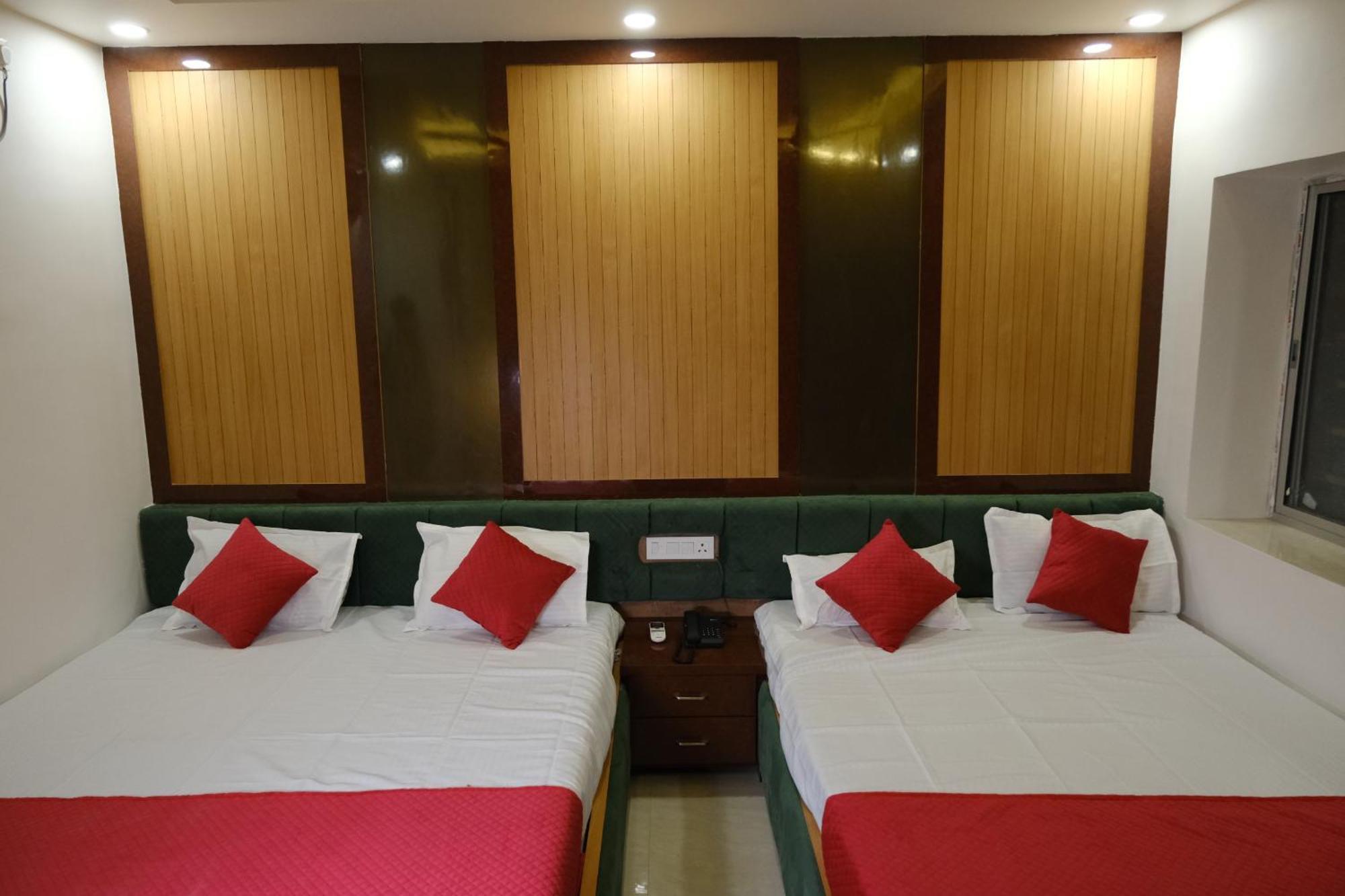 Hotel Golden Continental Deoghar Ngoại thất bức ảnh