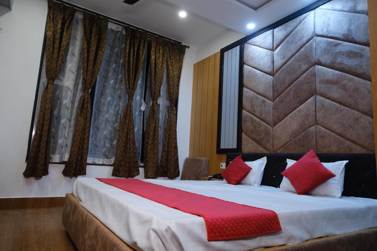 Hotel Golden Continental Deoghar Ngoại thất bức ảnh