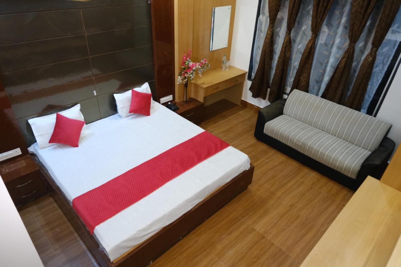 Hotel Golden Continental Deoghar Ngoại thất bức ảnh